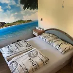 Geli Apartamento Vir